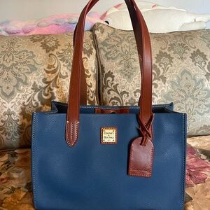 VTG Dooney & Bourke Pebble Grain Tote Blue Leather